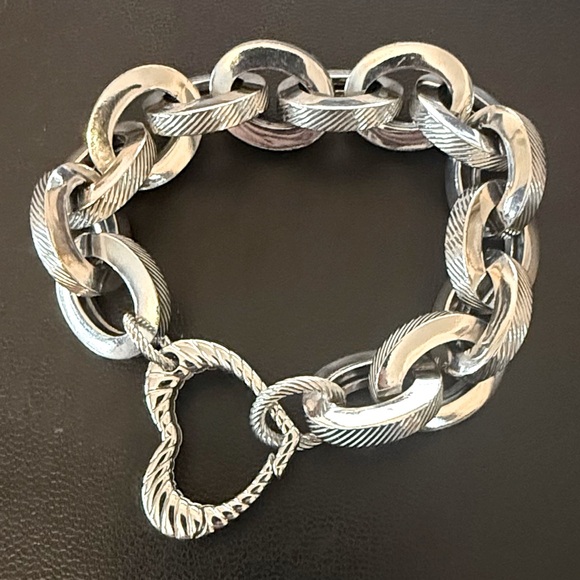 Sterling Silver w/Rhodium 50gm Chunky Link Bracelet With Heart Closure 7-1/2”